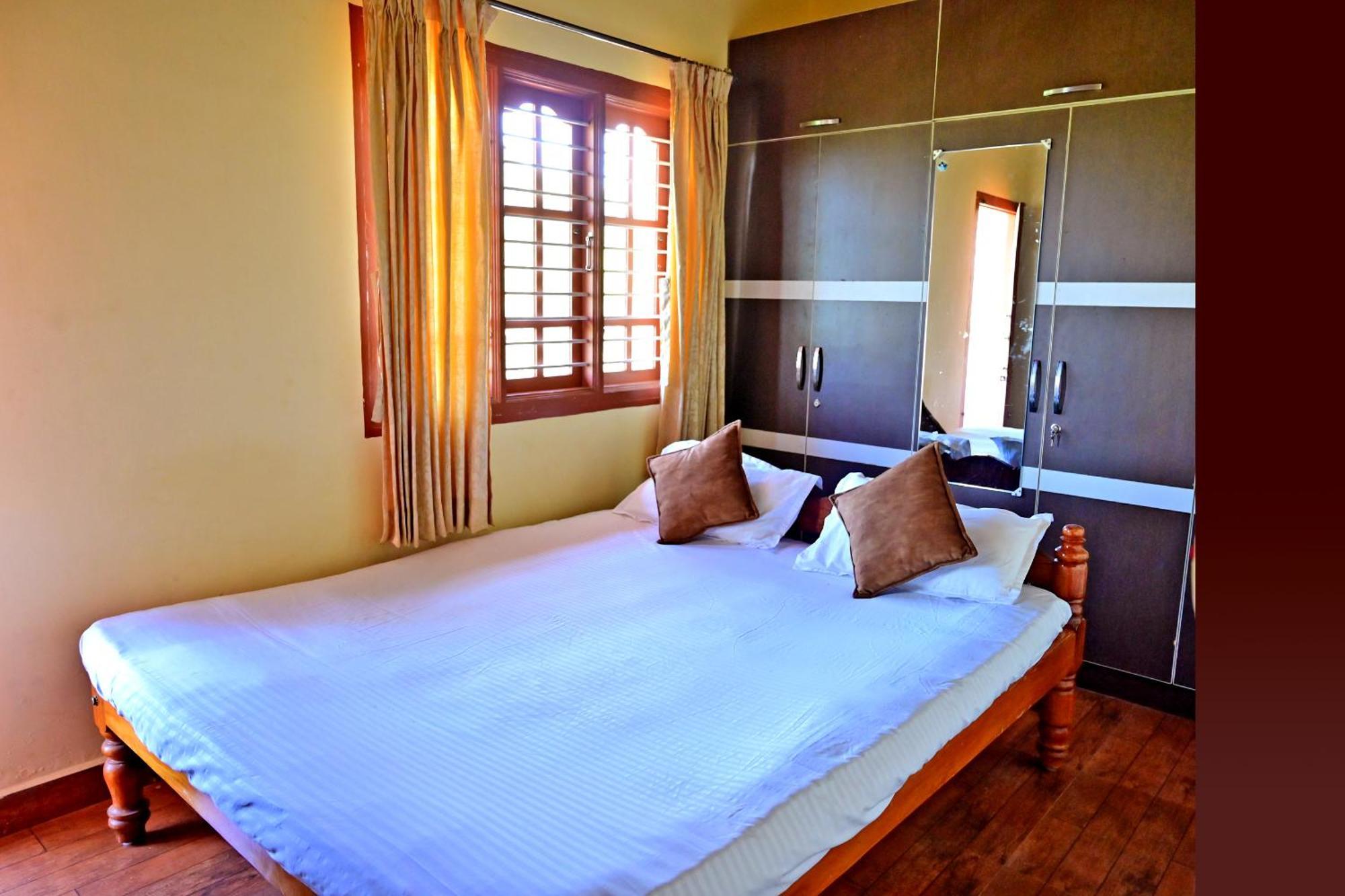 Hulihara Homestay - Full Villa, Coffee Estate & Balcony View Sakleshpur Luaran gambar