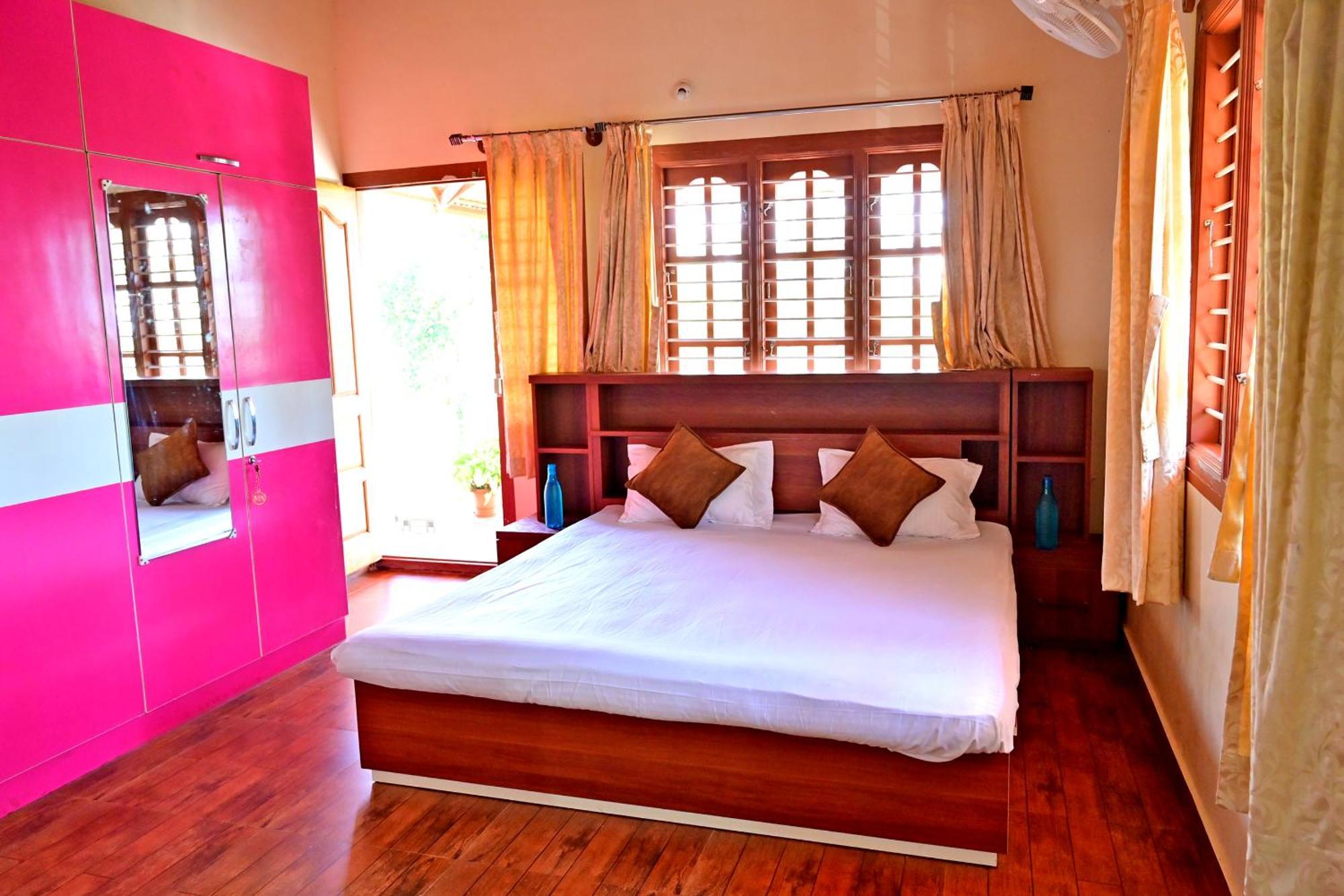 Hulihara Homestay - Full Villa, Coffee Estate & Balcony View Sakleshpur Luaran gambar