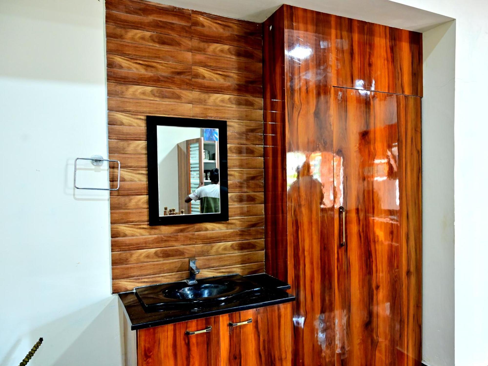 Hulihara Homestay - Full Villa, Coffee Estate & Balcony View Sakleshpur Luaran gambar